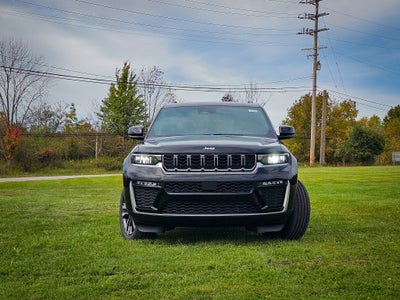 2027 Jeep Grand Cherokee GRAND CHEROKEE LIMITED 4X4