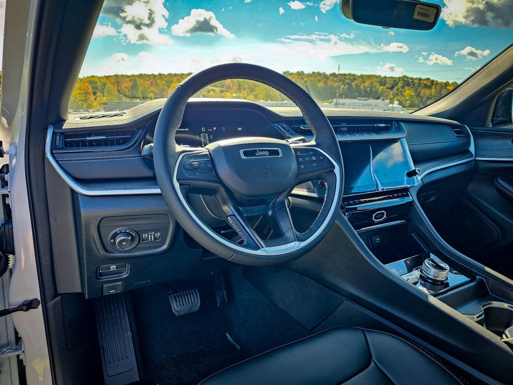 2027 Jeep Grand Cherokee GRAND CHEROKEE LIMITED 4X4