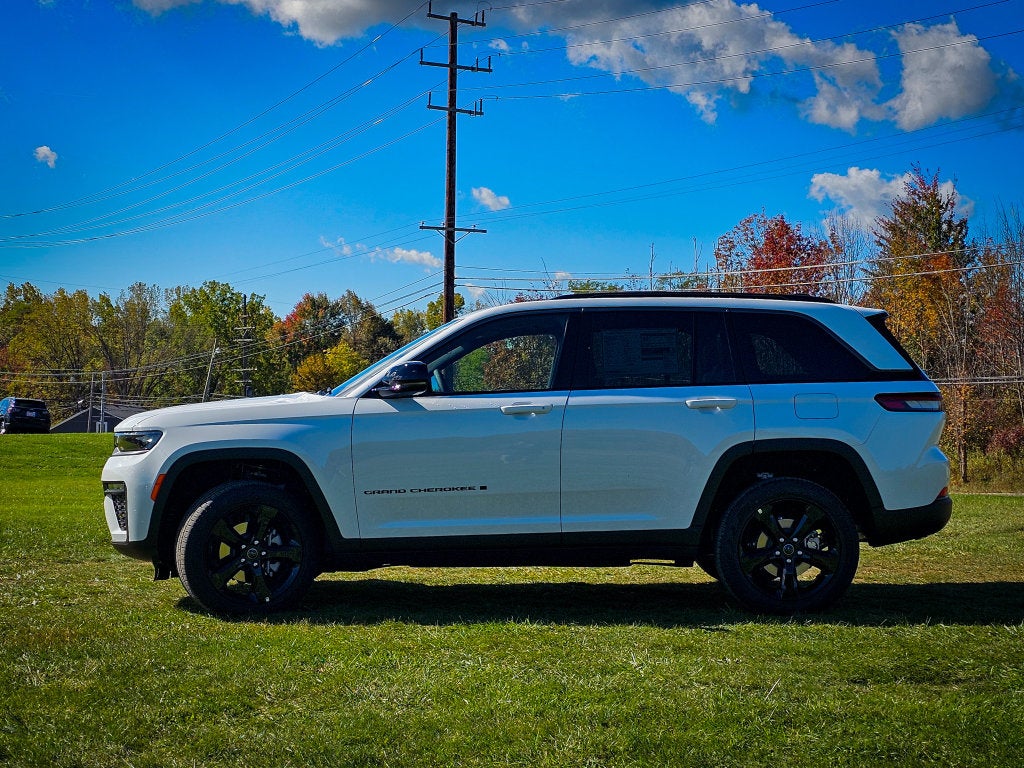 2027 Jeep Grand Cherokee GRAND CHEROKEE LIMITED 4X4