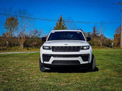 2027 Jeep Grand Cherokee GRAND CHEROKEE LIMITED 4X4