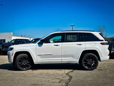 2026 Jeep Grand Cherokee GRAND CHEROKEE LIMITED RESERVE 4X4