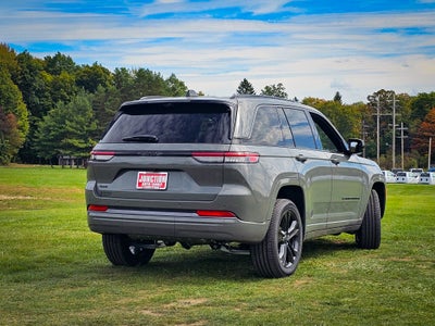 2027 Jeep Grand Cherokee GRAND CHEROKEE LIMITED RESERVE 4X4