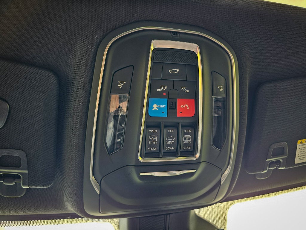2027 Jeep Grand Cherokee GRAND CHEROKEE LIMITED RESERVE 4X4