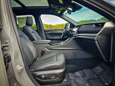 2027 Jeep Grand Cherokee GRAND CHEROKEE LIMITED RESERVE 4X4