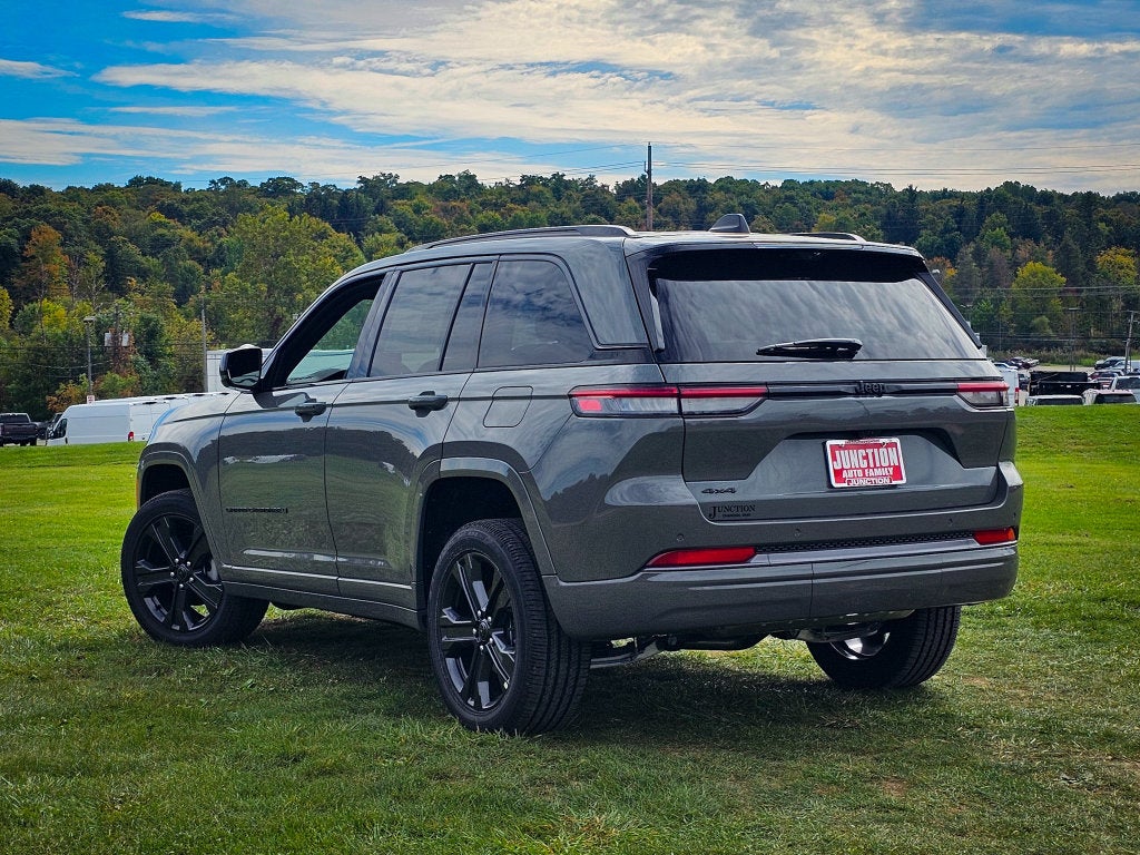 2027 Jeep Grand Cherokee GRAND CHEROKEE LIMITED RESERVE 4X4