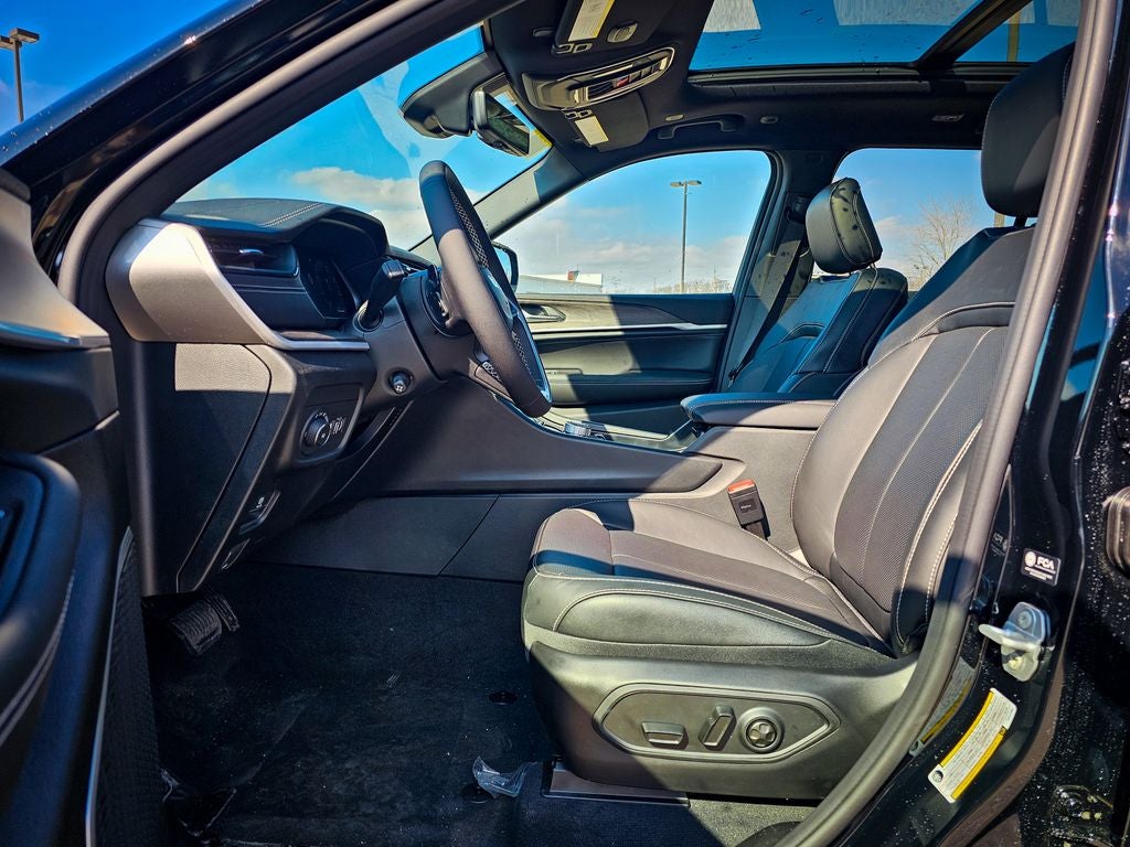 2026 Jeep Grand Cherokee GRAND CHEROKEE LIMITED RESERVE 4X4