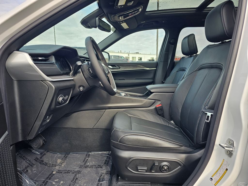 2026 Jeep Grand Cherokee GRAND CHEROKEE LIMITED RESERVE 4X4
