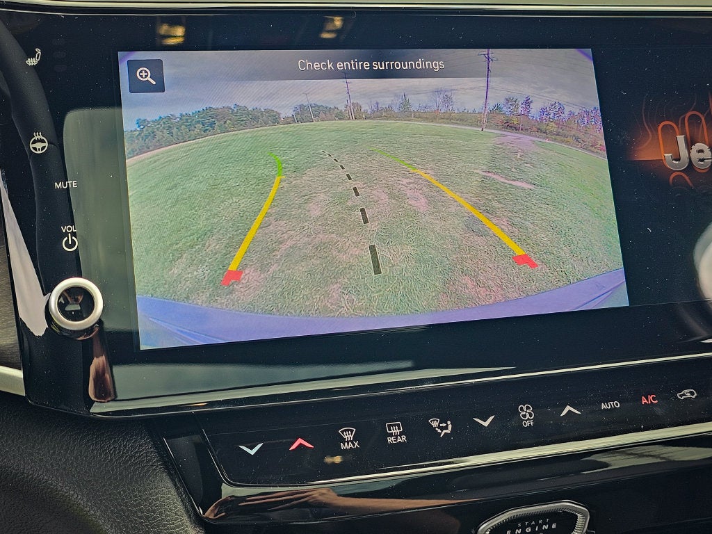 2027 Jeep Grand Cherokee GRAND CHEROKEE LIMITED 4X4
