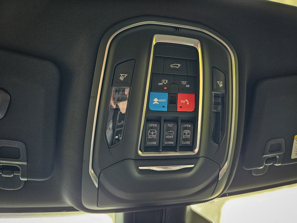 2027 Jeep Grand Cherokee GRAND CHEROKEE LIMITED 4X4