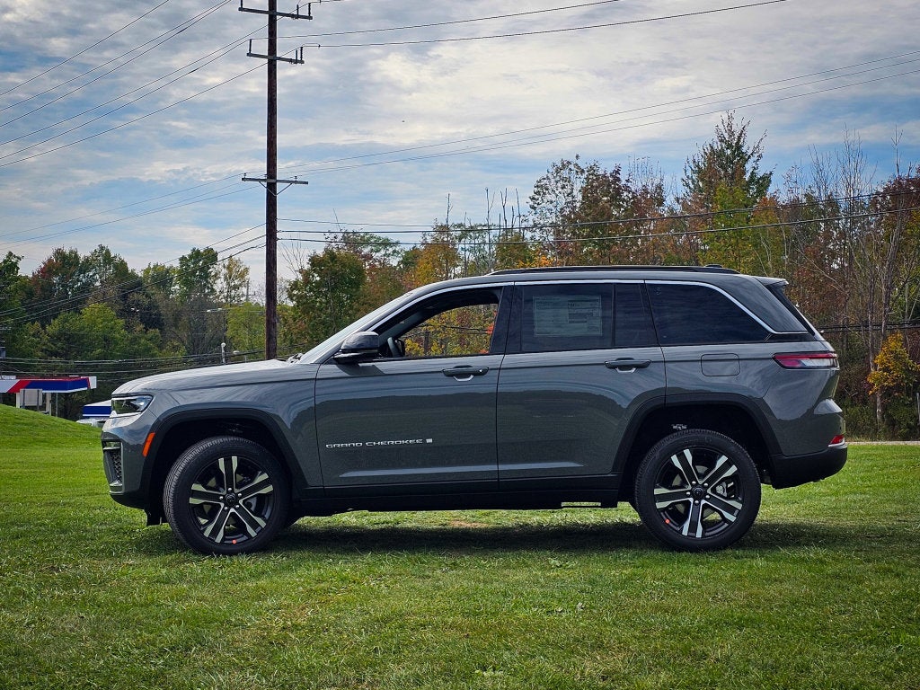 2027 Jeep Grand Cherokee GRAND CHEROKEE LIMITED 4X4