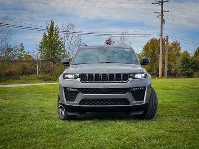 2027 Jeep Grand Cherokee GRAND CHEROKEE LIMITED 4X4