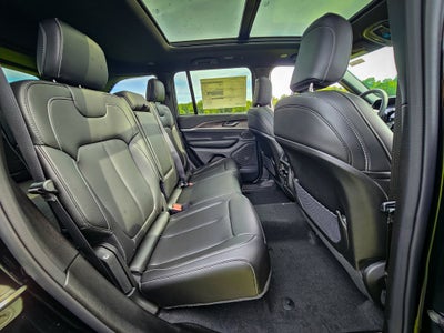 2027 Jeep Grand Cherokee Limited