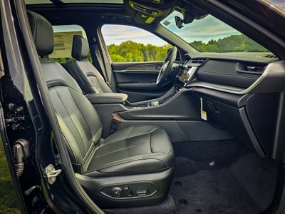 2027 Jeep Grand Cherokee Limited