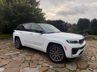 2027 Jeep Grand Cherokee GRAND CHEROKEE SUMMIT 4X4