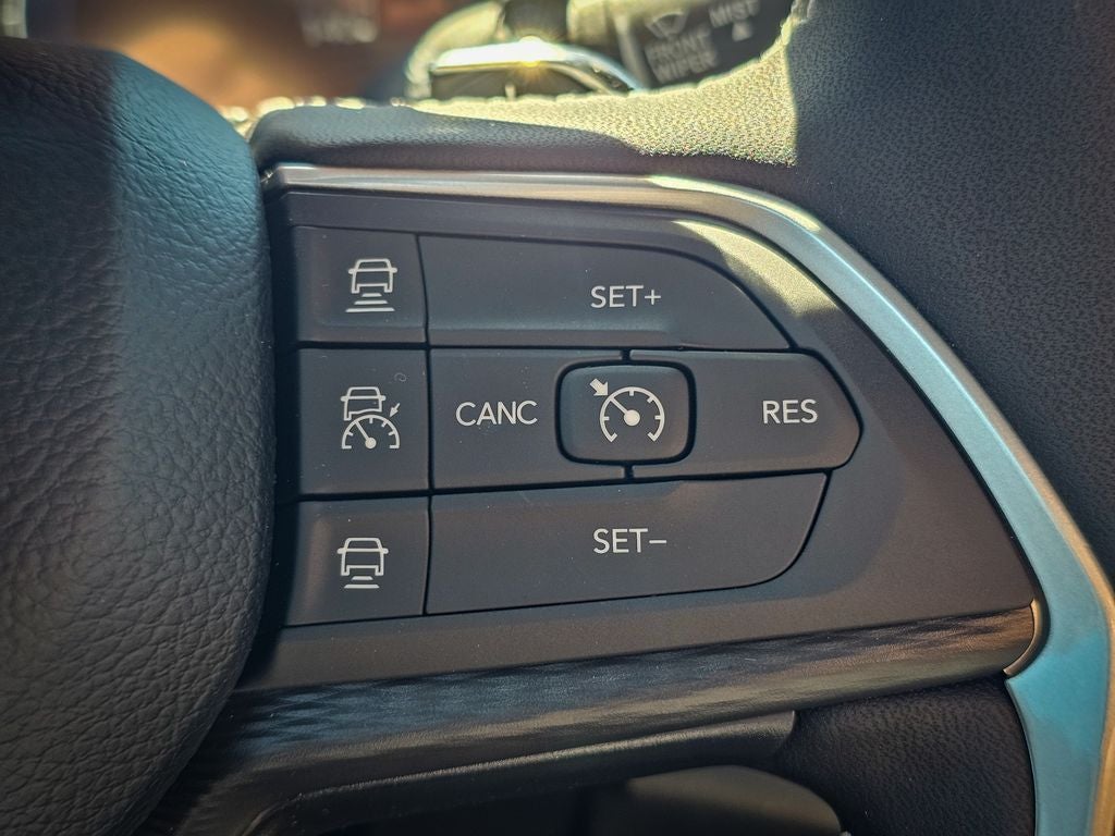2026 Jeep Grand Cherokee GRAND CHEROKEE L LAREDO X 4X4