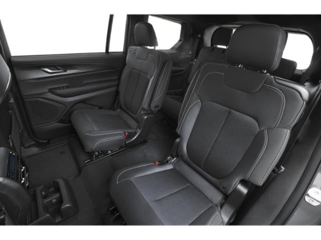 2026 Jeep Grand Cherokee Laredo X 4x4