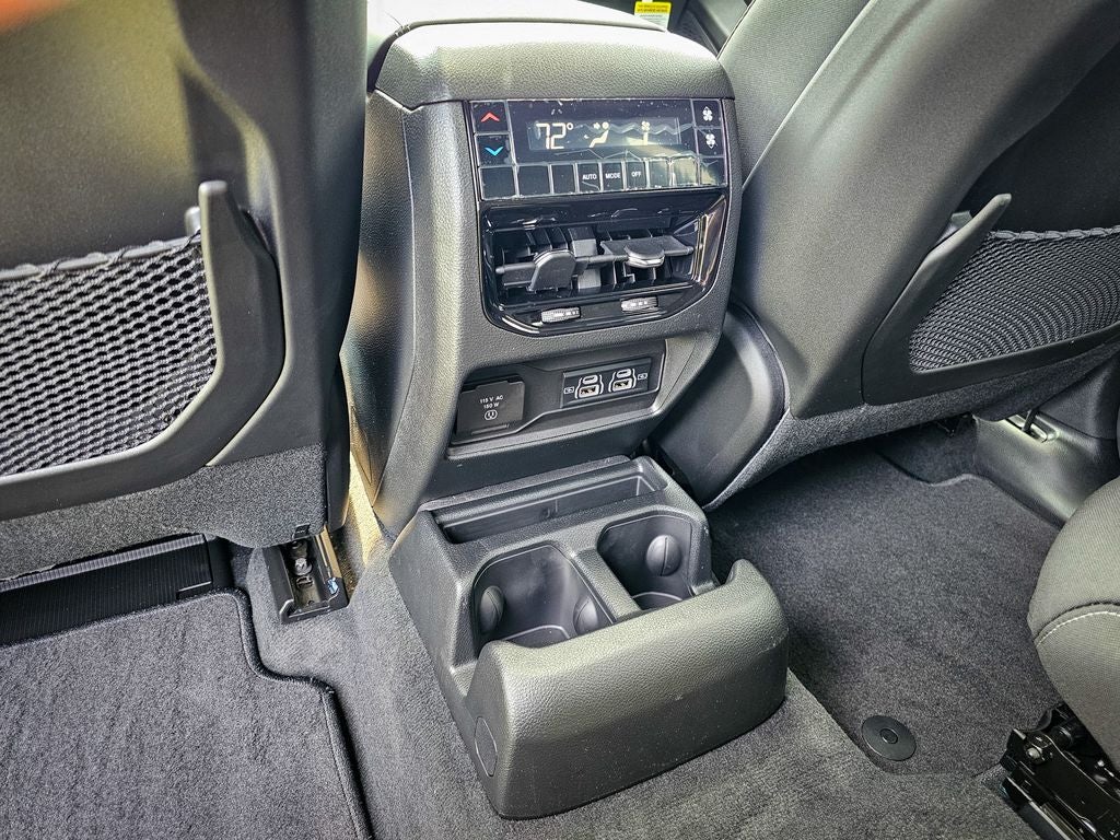 2026 Jeep Grand Cherokee GRAND CHEROKEE L LAREDO X 4X4