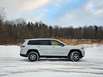 2025 Jeep Grand Cherokee GRAND CHEROKEE L LIMITED 4X4