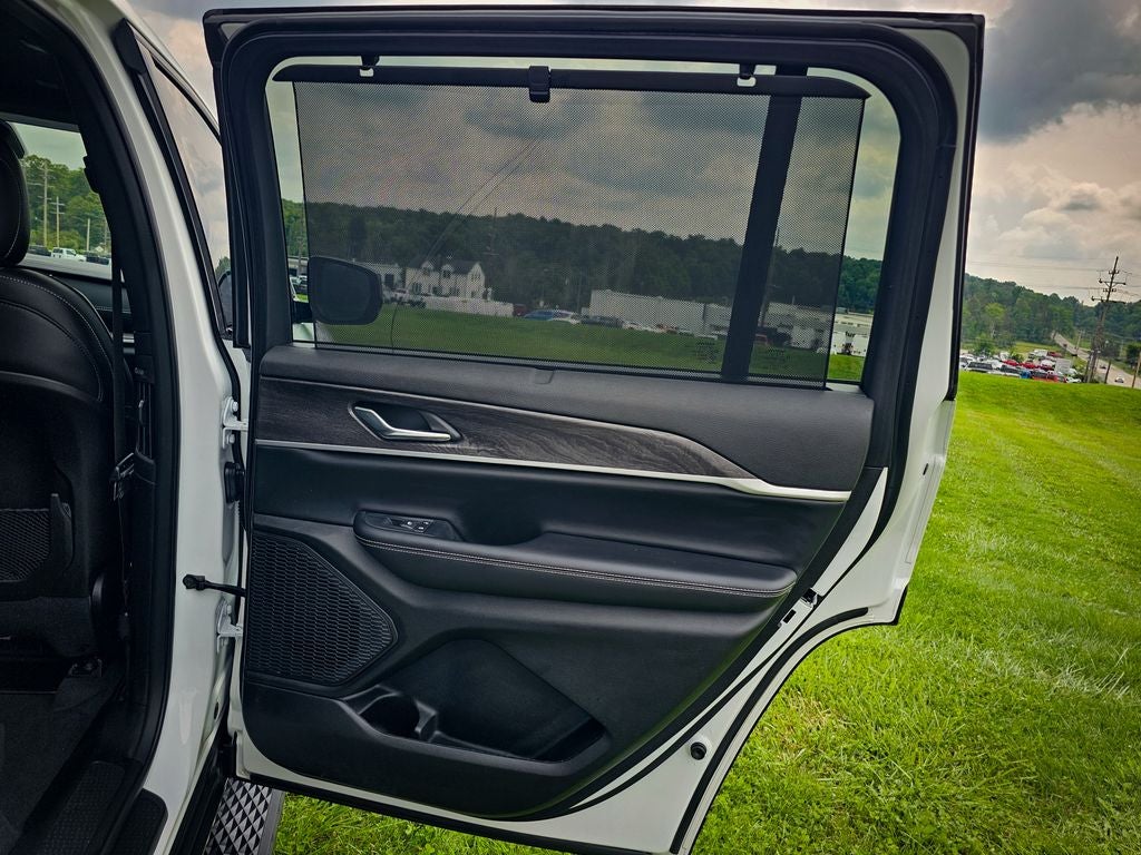 2025 Jeep Grand Cherokee L Limited 4x4