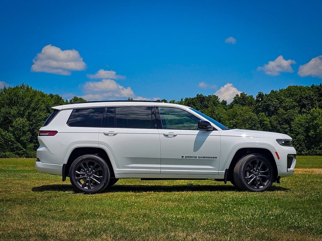2026 Jeep Grand Cherokee GRAND CHEROKEE L LIMITED RESERVE 4X4