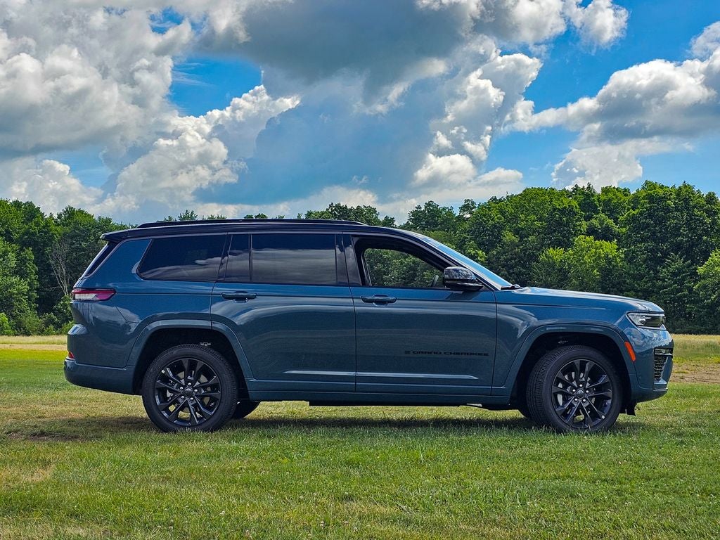 2026 Jeep Grand Cherokee GRAND CHEROKEE L LIMITED RESERVE 4X4