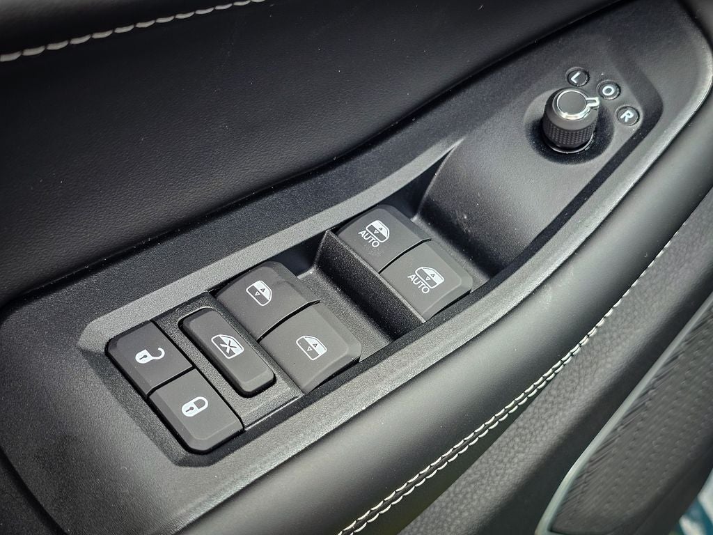 2026 Jeep Grand Cherokee Limited Reserve 4x4