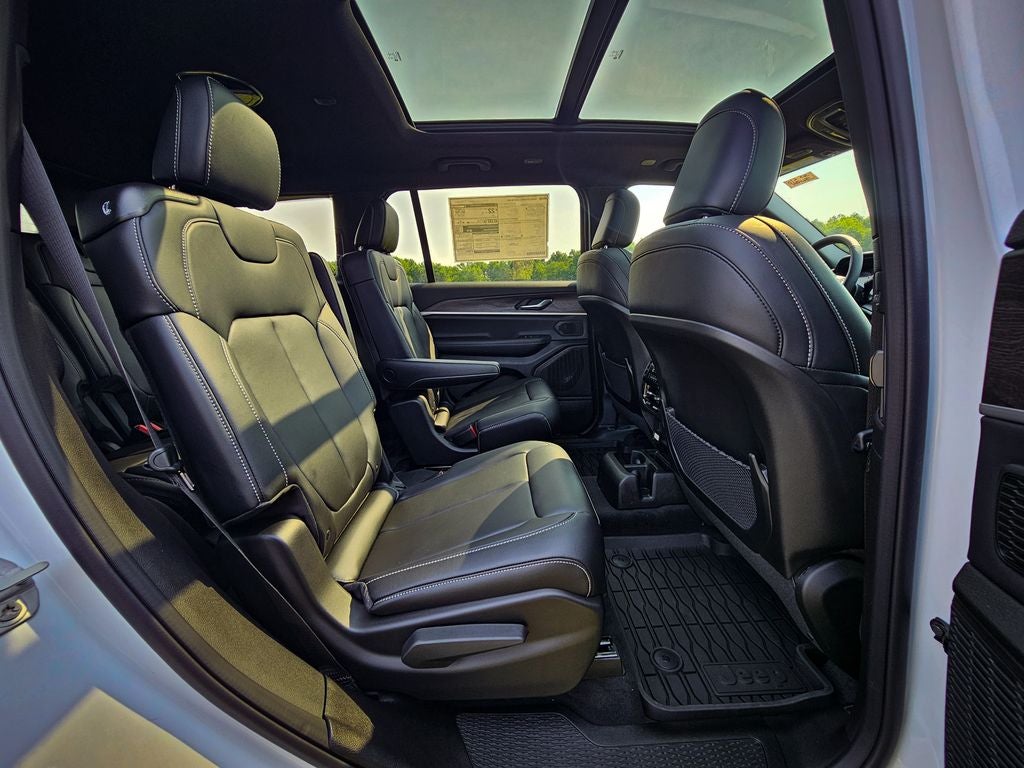 2026 Jeep Grand Cherokee GRAND CHEROKEE L LIMITED 4X4