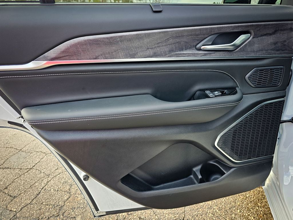 2024 Jeep Grand Cherokee L Overland 4x4