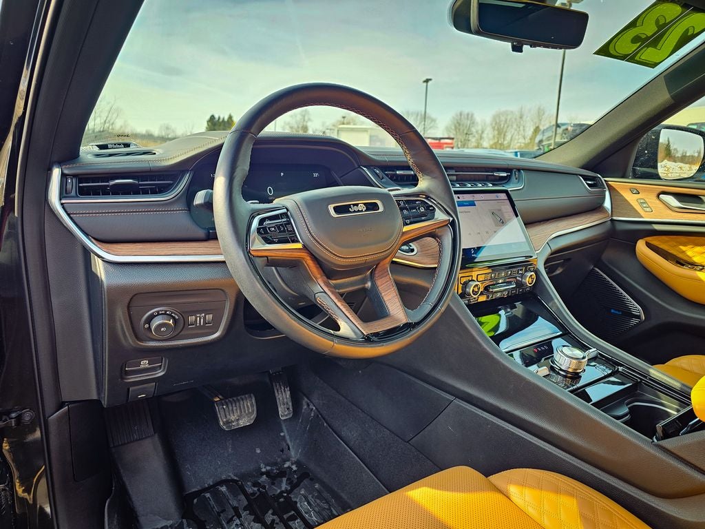 2023 Jeep Grand Cherokee L Summit 4x4