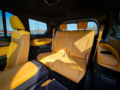 2023 Jeep Grand Cherokee L Summit 4x4