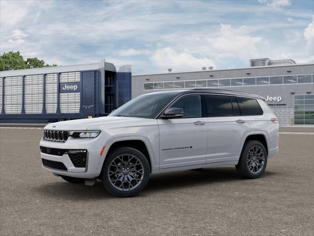 2026 Jeep Grand Cherokee L Summit 4x4's photo