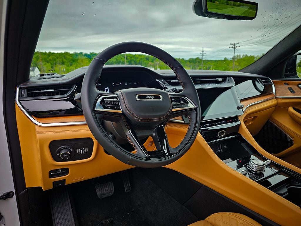2026 Jeep Grand Cherokee GRAND CHEROKEE L SUMMIT 4X4