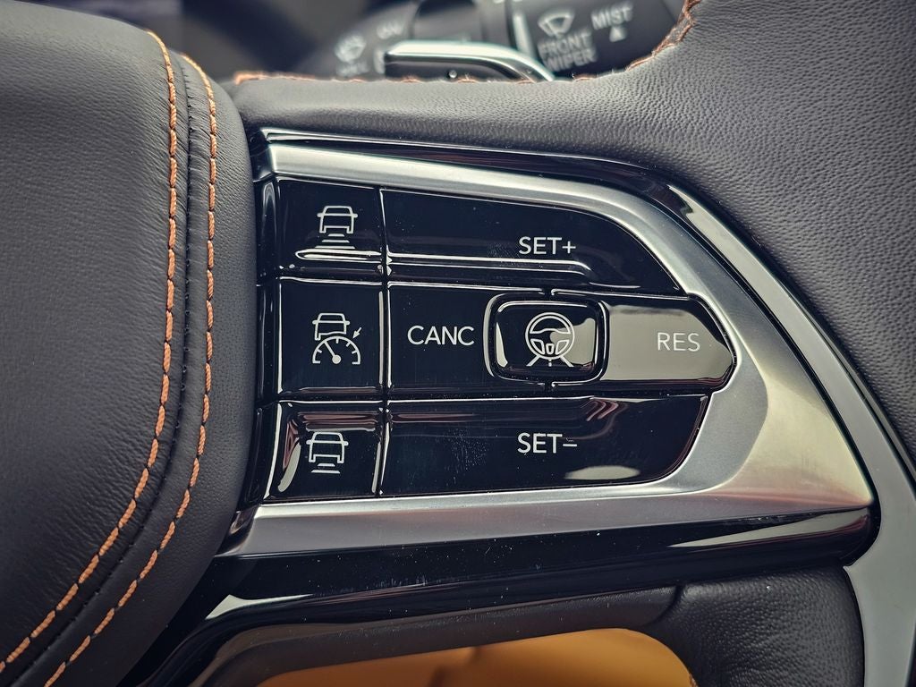2026 Jeep Grand Cherokee GRAND CHEROKEE L SUMMIT 4X4