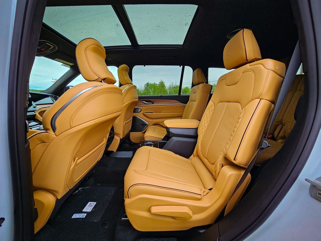 2026 Jeep Grand Cherokee GRAND CHEROKEE L SUMMIT 4X4