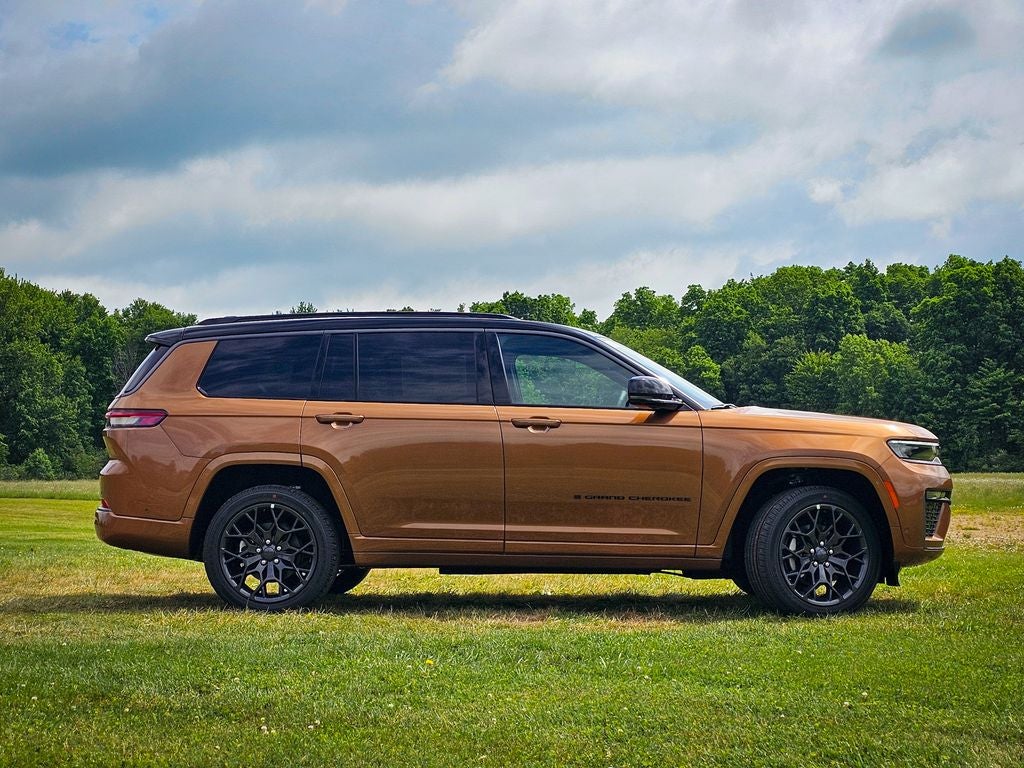 2026 Jeep Grand Cherokee GRAND CHEROKEE L SUMMIT 4X4