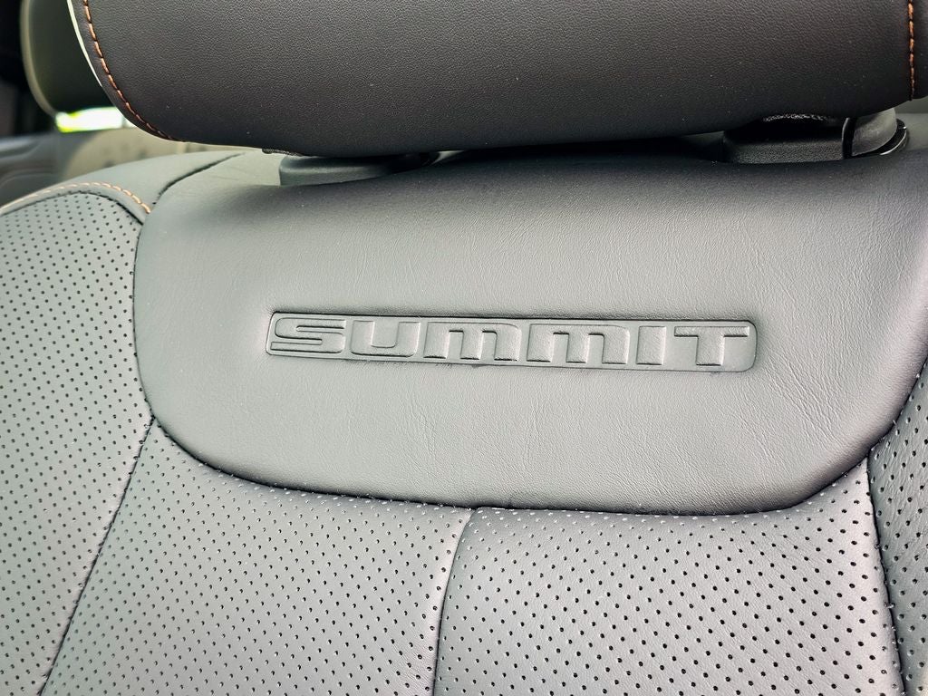 2026 Jeep Grand Cherokee GRAND CHEROKEE L SUMMIT 4X4