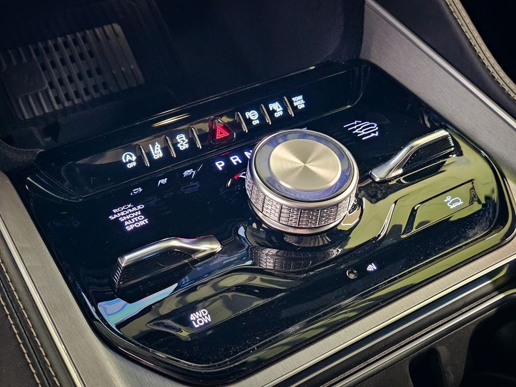 2026 Jeep Grand Wagoneer GRAND WAGONEER UPLAND 4X4