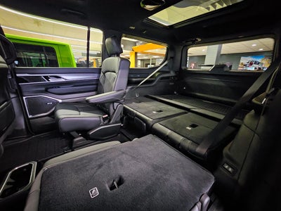 2026 Jeep Grand Wagoneer GRAND WAGONEER UPLAND 4X4