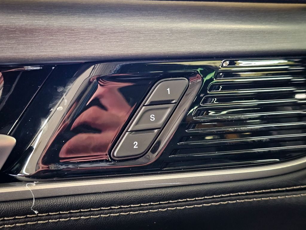 2026 Jeep Grand Wagoneer GRAND WAGONEER UPLAND 4X4