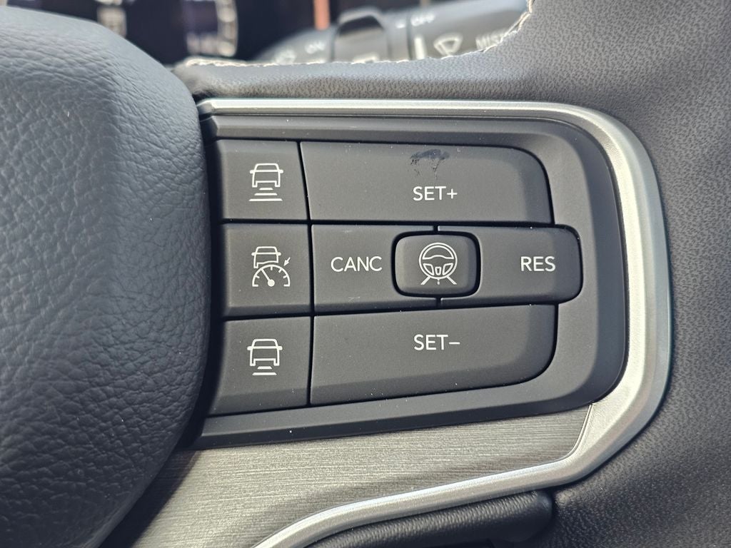 2026 Jeep Grand Wagoneer GRAND WAGONEER UPLAND 4X4