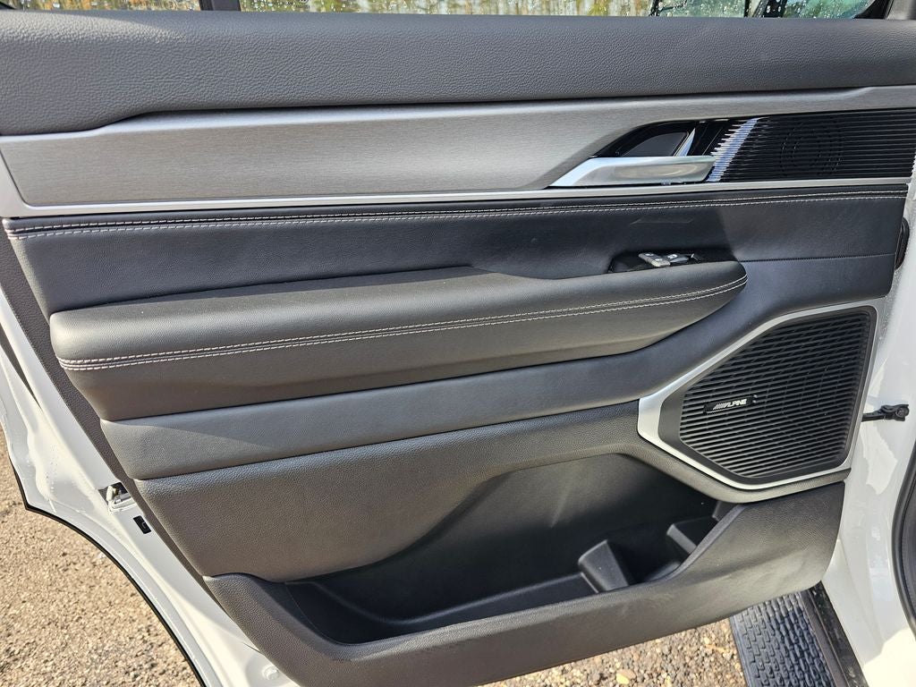 2026 Jeep Grand Wagoneer GRAND WAGONEER UPLAND 4X4