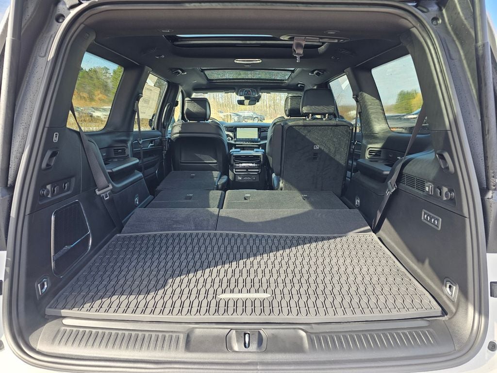 2026 Jeep Grand Wagoneer GRAND WAGONEER UPLAND 4X4