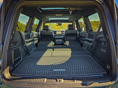 2027 Jeep Grand Wagoneer GRAND WAGONEER UPLAND 4X4