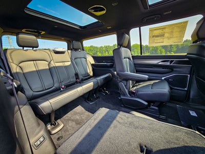 2026 Jeep Grand Wagoneer GRAND WAGONEER UPLAND 4X4