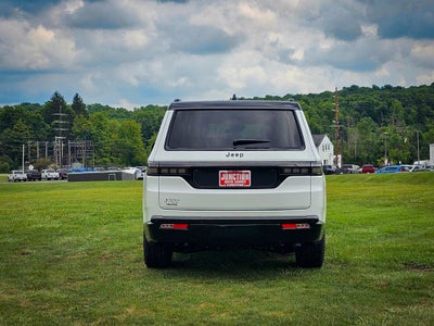 2026 Jeep Grand Wagoneer GRAND WAGONEER UPLAND 4X4