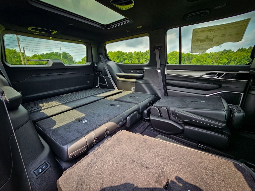 2026 Jeep Grand Wagoneer GRAND WAGONEER UPLAND 4X4