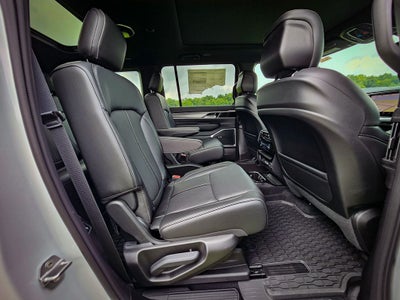 2026 Jeep Grand Wagoneer GRAND WAGONEER UPLAND 4X4