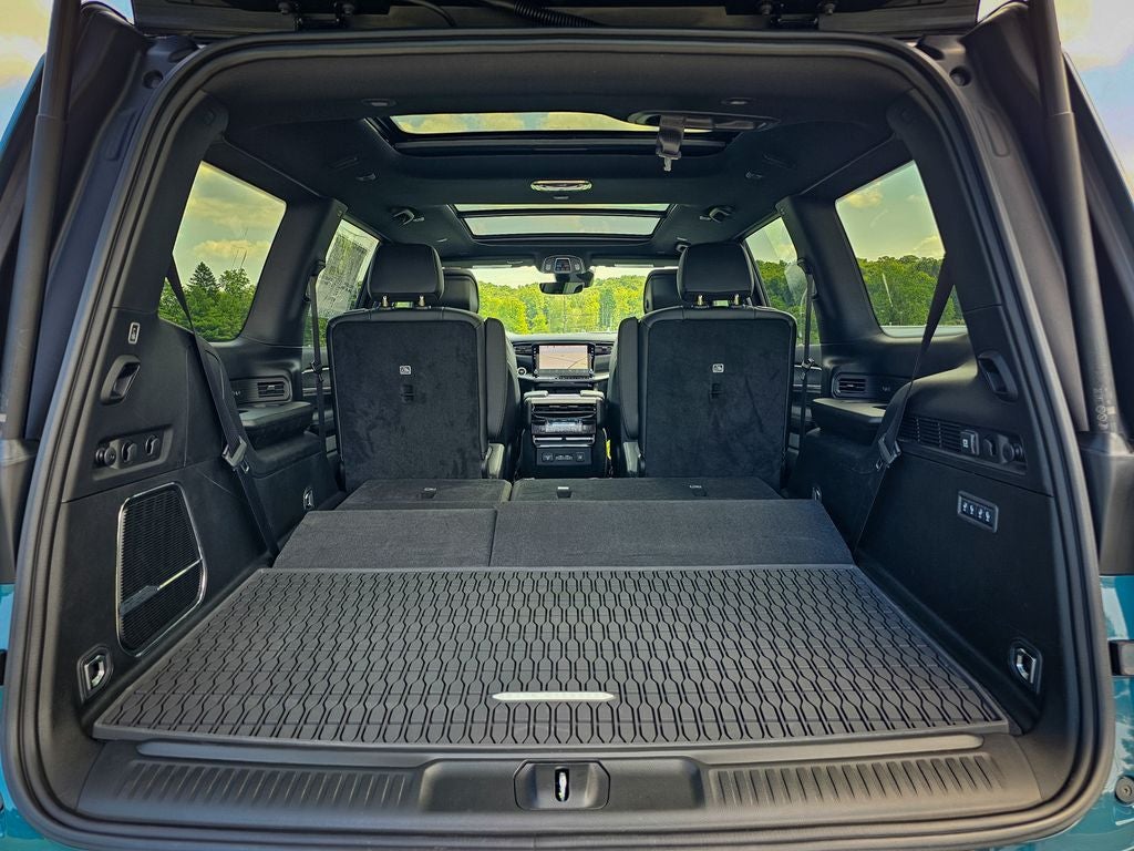 2026 Jeep Grand Wagoneer GRAND WAGONEER UPLAND 4X4