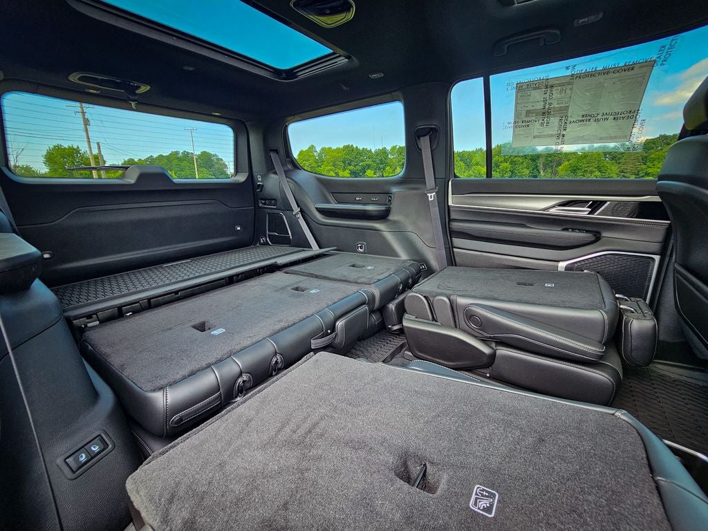 2026 Jeep Grand Wagoneer GRAND WAGONEER UPLAND 4X4