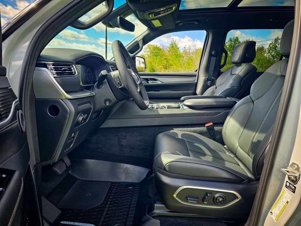 2026 Jeep Grand Wagoneer GRAND WAGONEER UPLAND 4X4